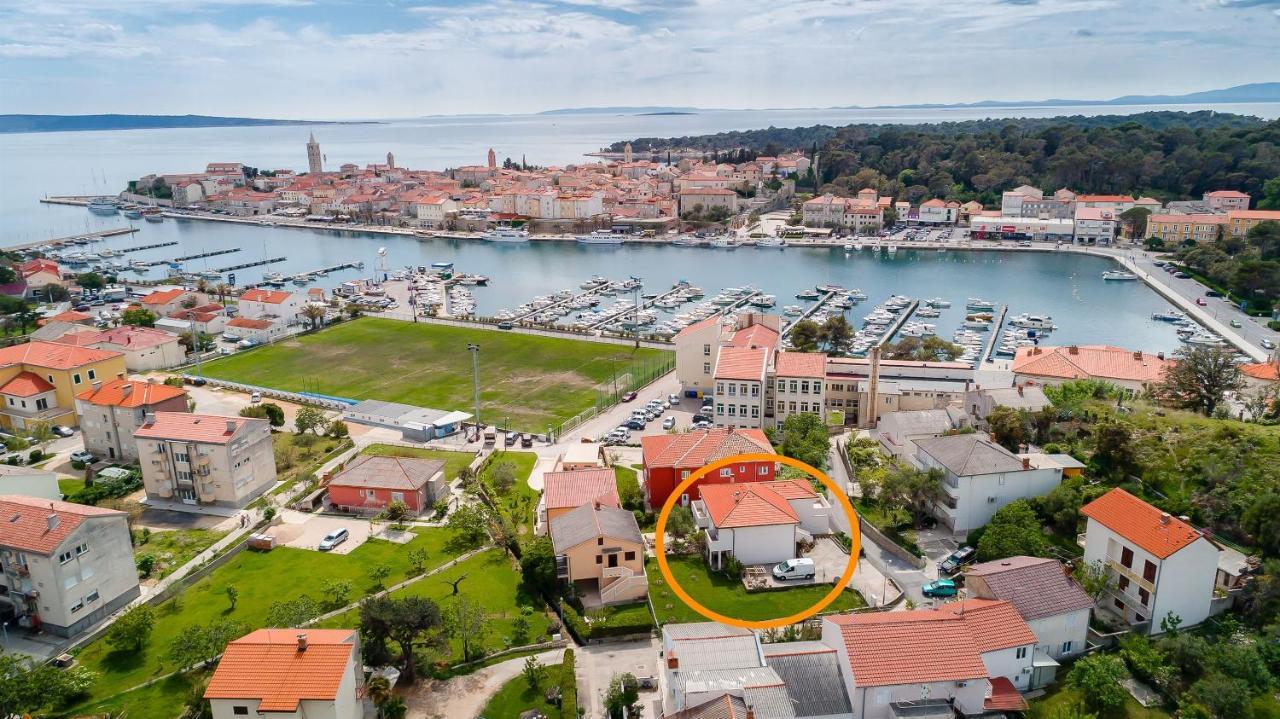 Apartments Toni Banjol Buitenkant foto